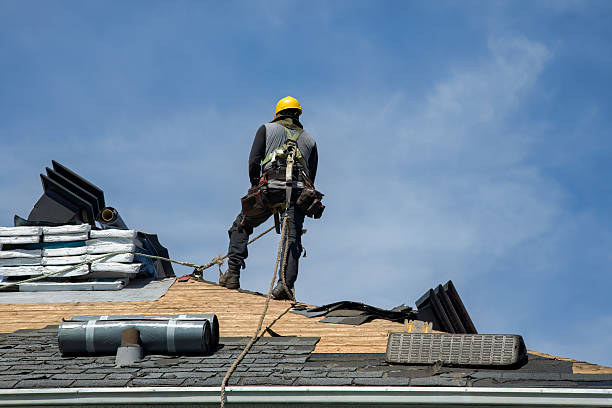 Professional Gutter Installation technician working in Ellenwood, GA